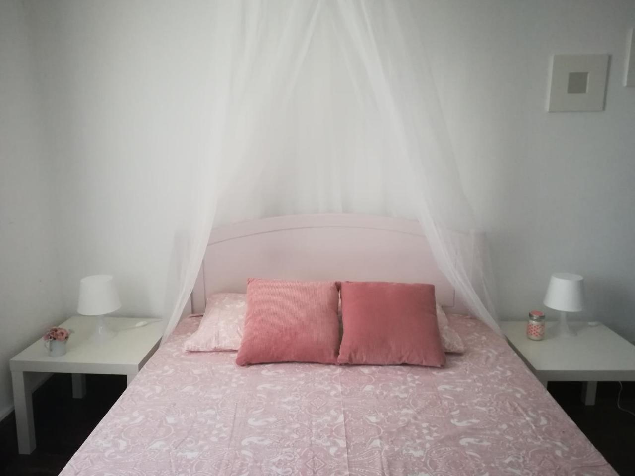 Pb4 House Hostel บรากา ภายนอก รูปภาพ